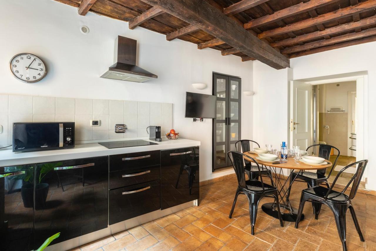 Deza Cozy Place In Monti Rome Buitenkant foto